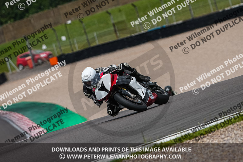 donington no limits trackday;donington park photographs;donington trackday photographs;estoril;event digital images;motorbikes;no limits;no limits trackdays;peter wileman photography;portugal;trackday;trackday digital images;trackday photos